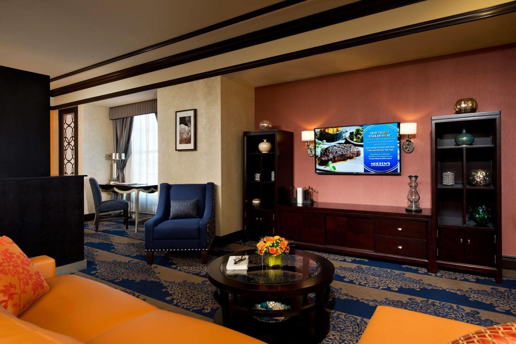Saratoga Casino Hotel Саратога-Спрингс Экстерьер фото